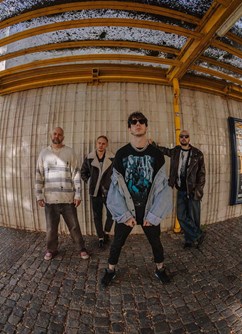 Deaf Heart | Ragdoll // ArtBar