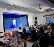 Stand-up Comedy Show na Kamina Boat (Praha)