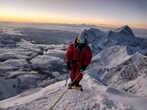 Monika Benešová-Jak jsem se sama vydala vylézt Mount Everest