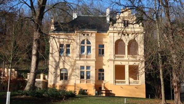 Haurowitzova vila