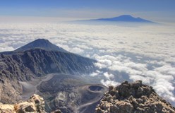 Výstup na nejvyšší vrcholy Afriky – Mont Meru a Kilimanjaro