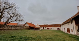 Stodola Plástovice, Sedlec